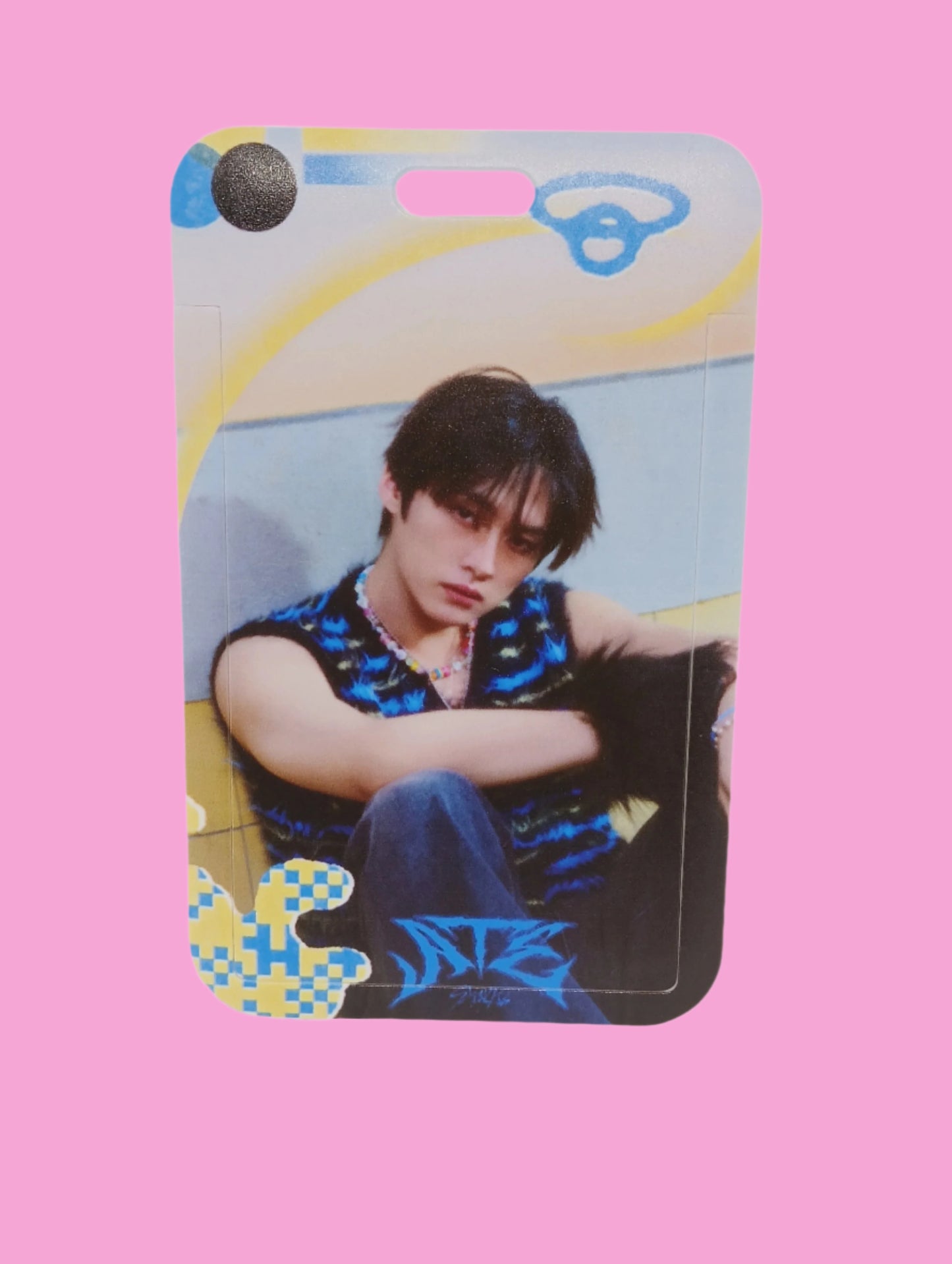 STRAY KIDS CARD HOLDER WITH STRAP