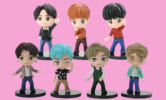 BTS FIGURES - DYNAMITE