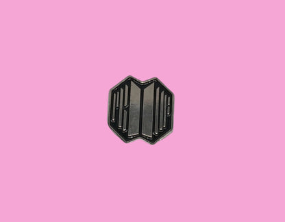 BTS  PINS  (9 VERS)