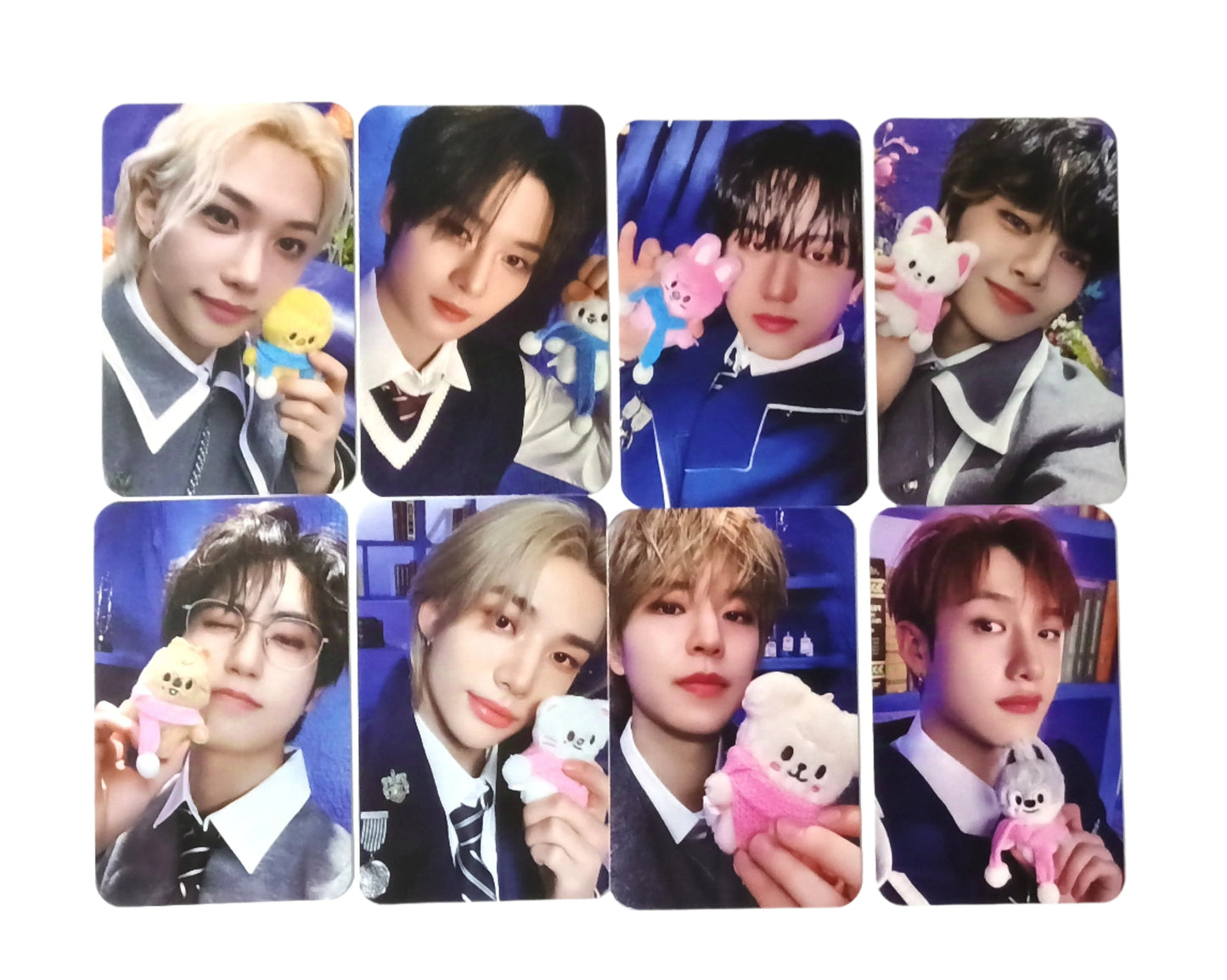 STRAY KIDS - SKZOO 8 EXCLUSIVE PHOTO CARDS