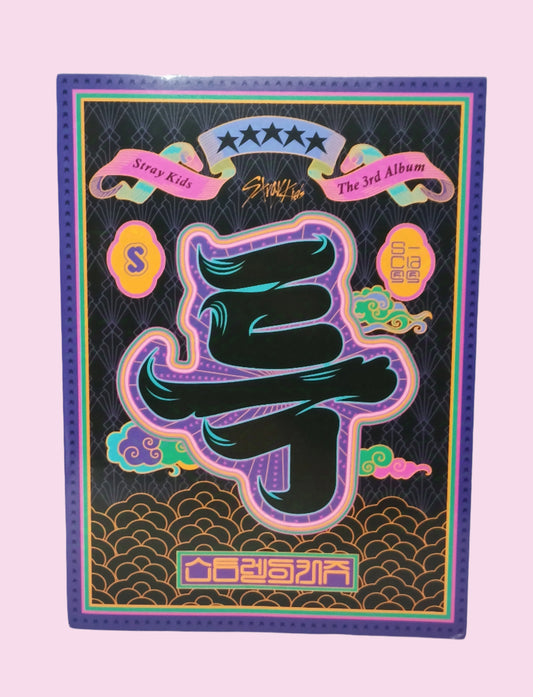 STRAY KIDS FOTOBÜCHER