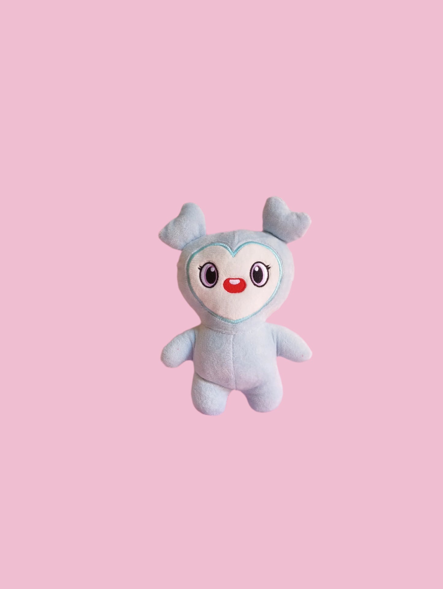 TWICE STUFFED ANIMALS (9 VERSIONS) 22 CM