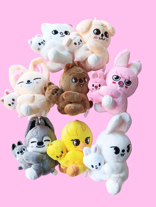 SKZOO PELUCHE DOMINATR CELEBRATE 16 cm.- STRAY KIDS