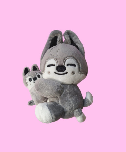 SKZOO PELUCHE DOMINATR CELEBRATE 16 cm.- STRAY KIDS
