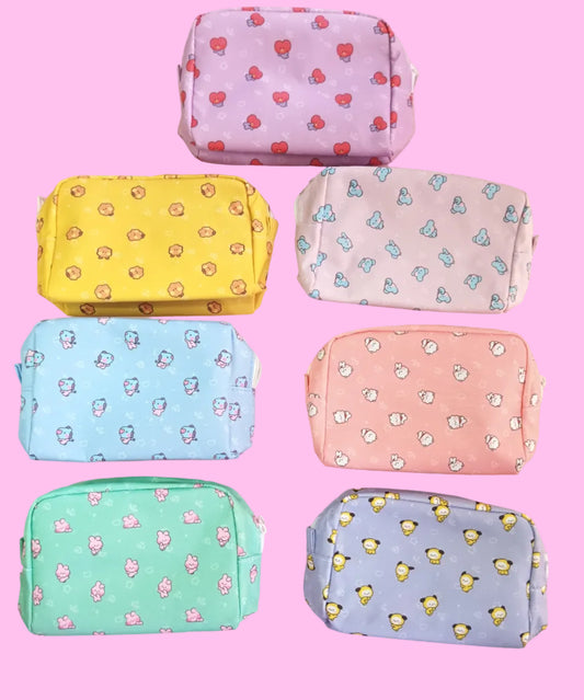 BT21 ESTUCHE NECESER.